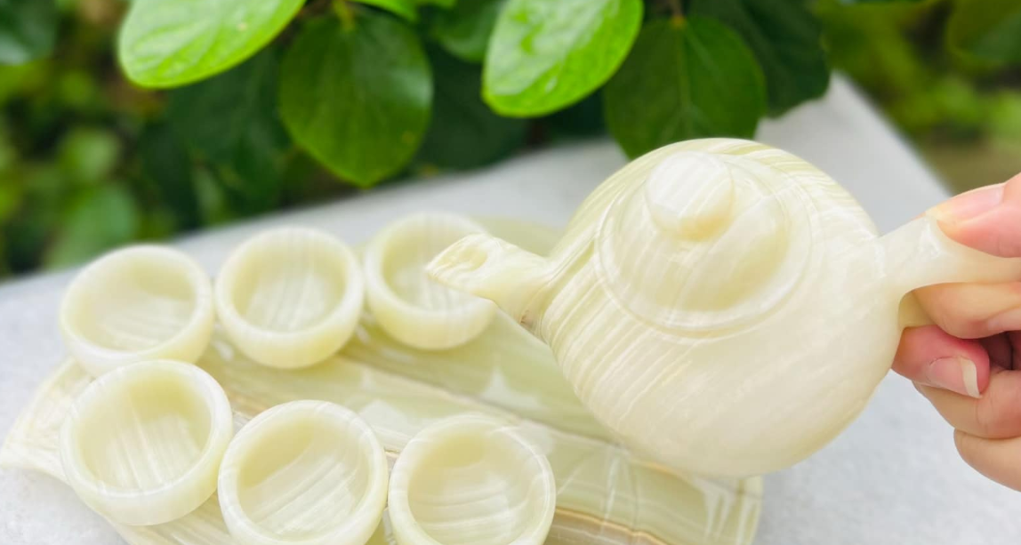 Bộ Ấm Chén Thờ Khay Hình Chiếc Lá Ngọc Onyx Trắng Xanh